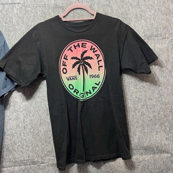 Vans T Shirts Medium‎ Bundle Of 2 Short Sleeve Crewneck Graphic Print Tees - Picture 7 of 10